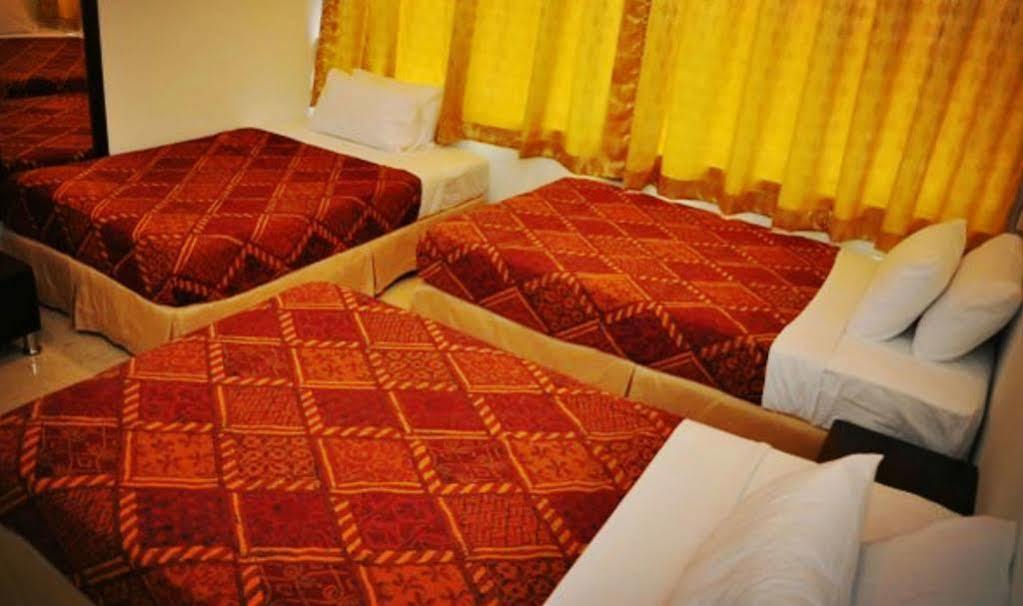 Old Budget Hotel George Town Exterior photo